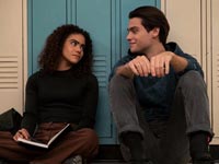 Netflix продлил драму «Джинни и Джорджия» сразу до четвёртого сезона