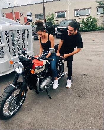  (1080x1350, 318 kБ...)